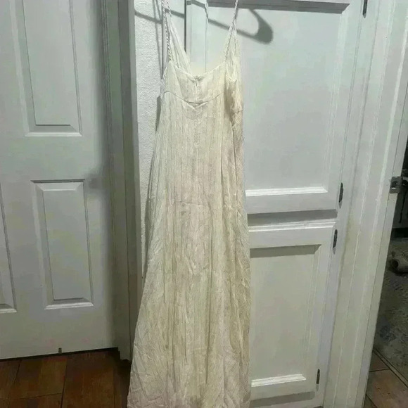 NWT FLORABELLA cream and gold strip dress size small - Picture 4 of 7